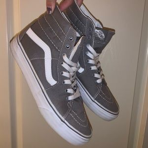 Sk8-Hi Gray Van Shoes